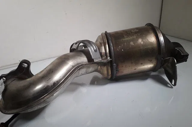 Catalyseur Volkswagen GOLF V (1K1) 1.4 tsi (2005-2008) occasion — photo 2