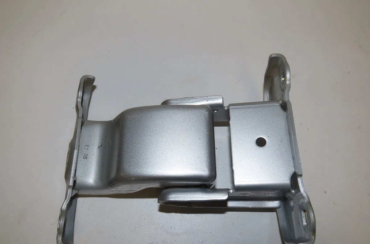 Charniere sup porte battante arg Renault TRAFIC II Camionnette (FL) 2.0 dci 115 (fl01, fl0u) (2006) occasion — photo 3