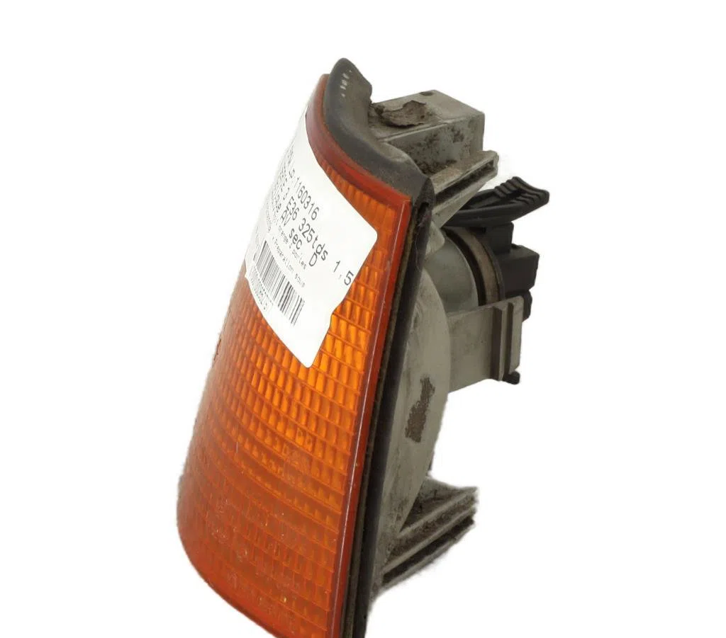 Clignotant droit Bmw 3 (E36) 325 tds (1993-1998) occasion — photo 3