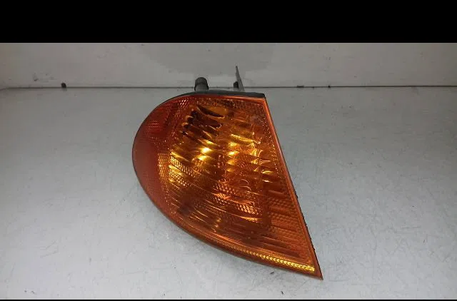 Clignotant droit Bmw 3 (E46) 320 d (1998-2001) occasion