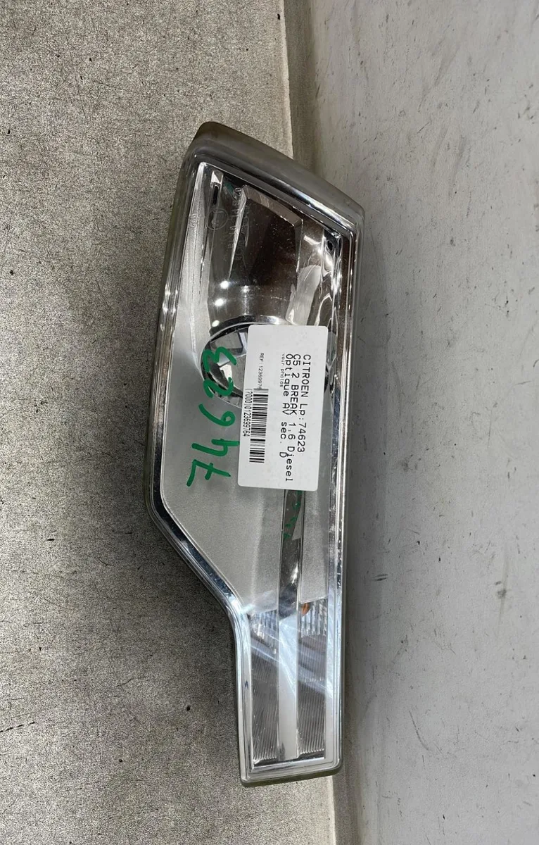 Clignotant droit Citroen C5 III Break (RW_) 1.6 hdi 110 (2008) occasion
