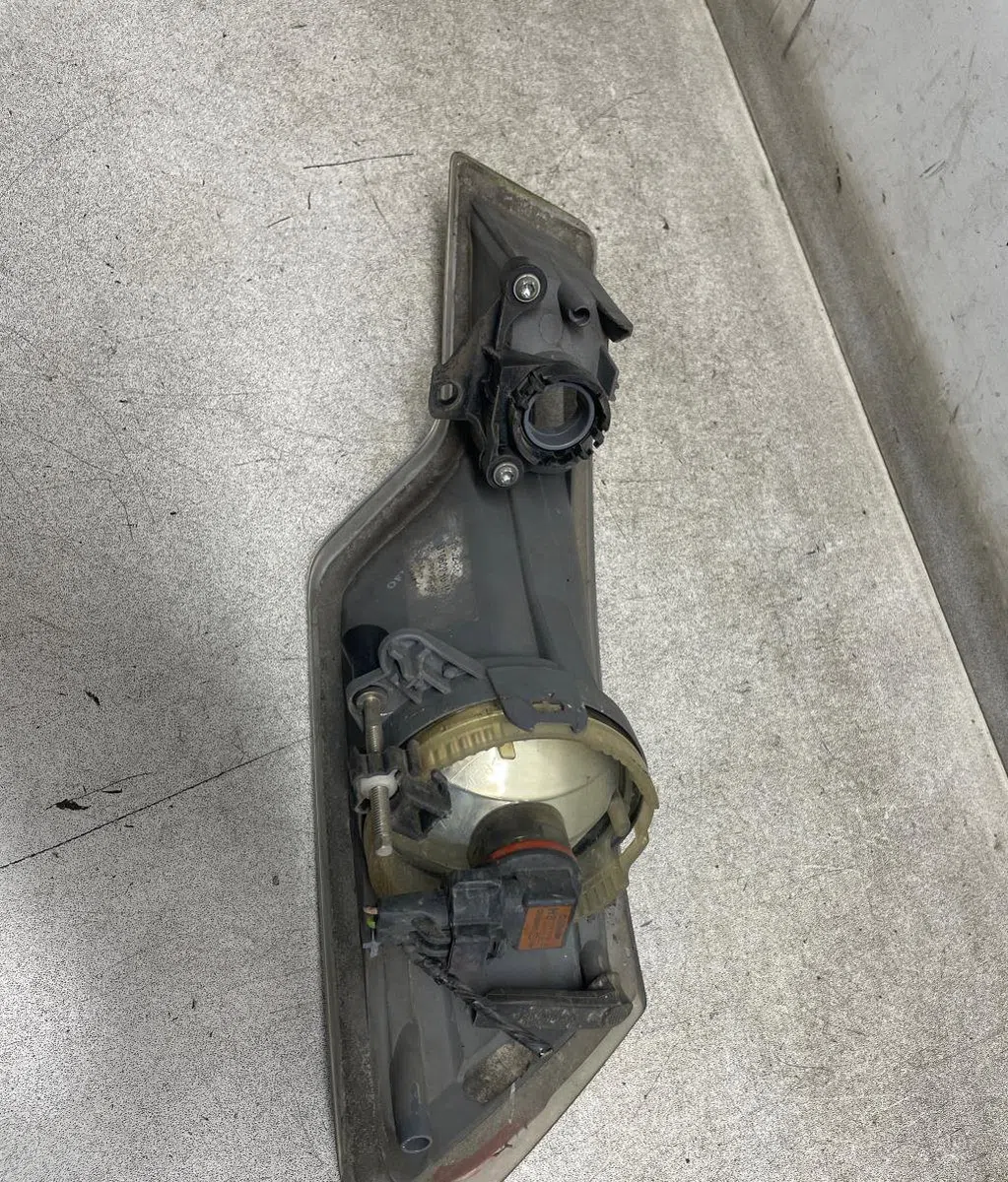Clignotant droit Citroen C5 III (RD_) 1.6 hdi 110 (2008) occasion — photo 4