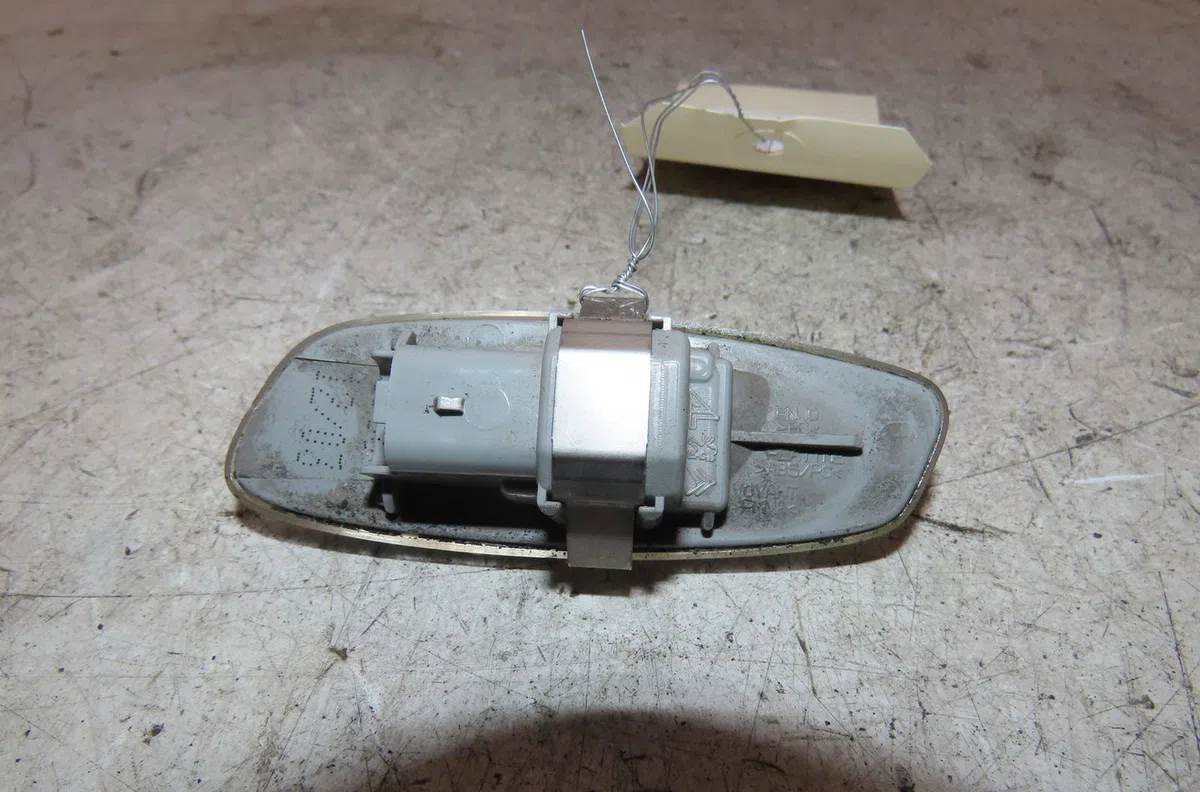 Clignotant droit Citroen C5 III (RD_) 1.6 hdi 110 (2008) occasion — photo 3