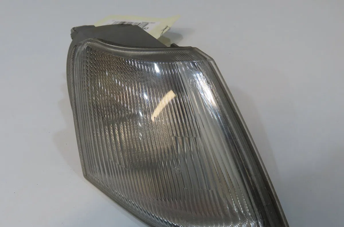 Clignotant droit Citroen XANTIA (X1_, X2_) 1.9 turbo d (1993-2003) occasion — photo 2
