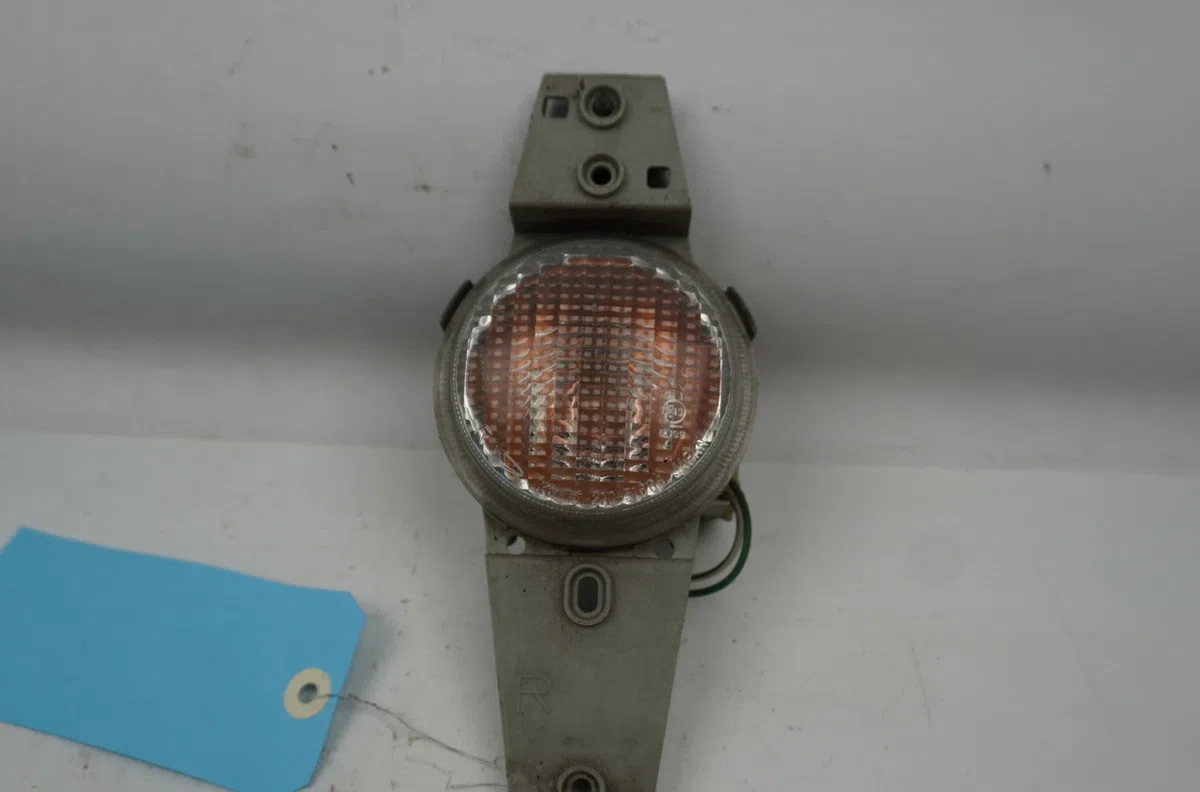Clignotant droit Daihatsu TERIOS (J1_) 1.3 4wd (j102) (2000-2005) occasion — photo 2