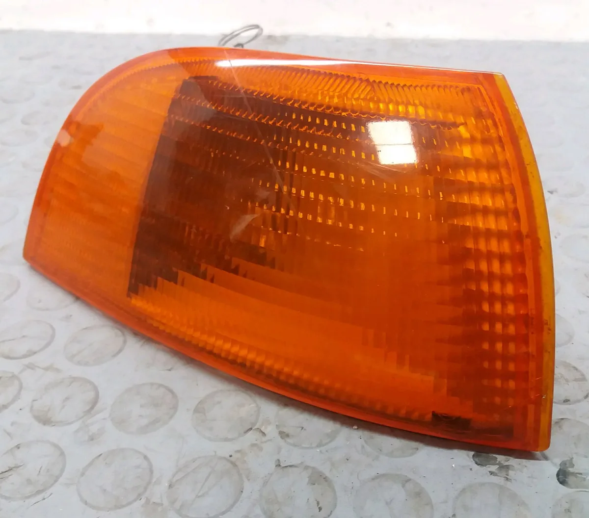 Clignotant droit Fiat PUNTO (176_) 60 1.2 (176ap, 176ar, 176aq, 176bb) (1993-1999) occasion