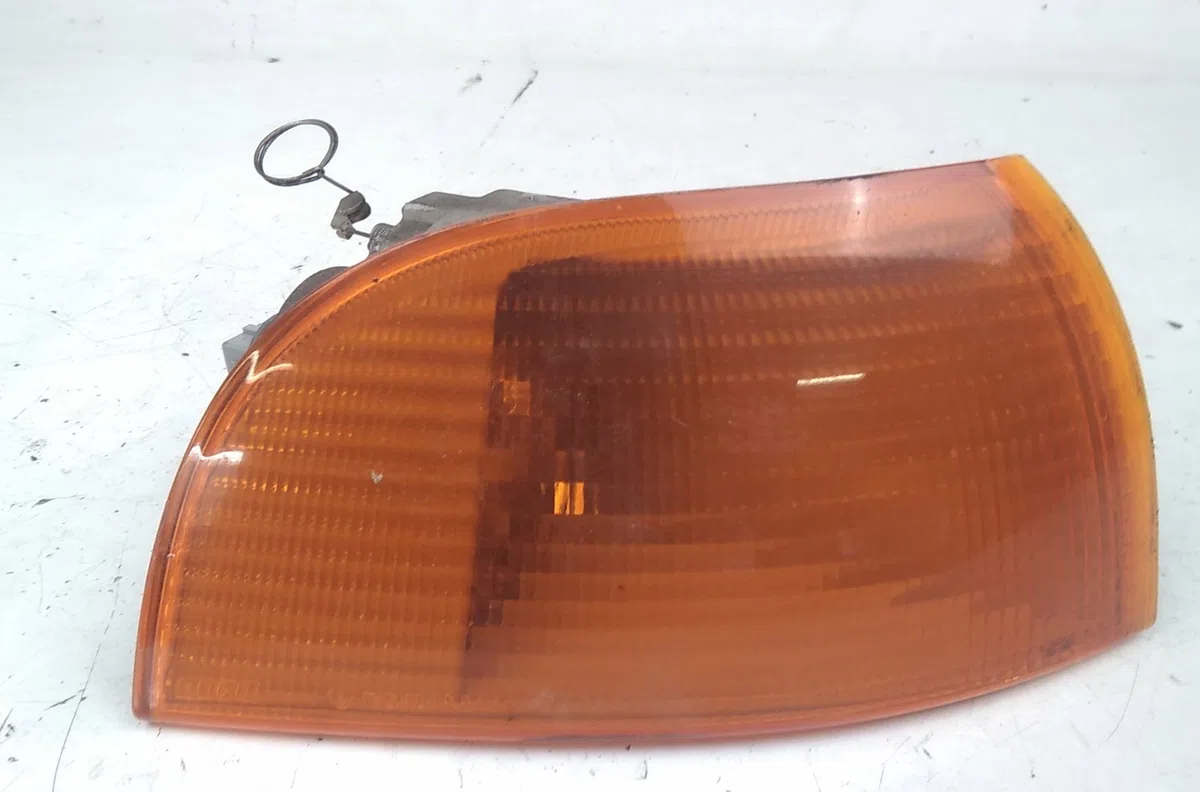 Clignotant droit FIAT PUNTO I 1997 occasion — photo 2