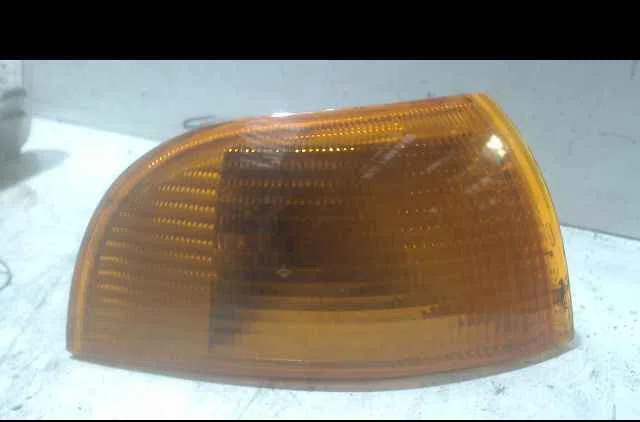 Clignotant droit FIAT PUNTO I occasion — photo 3