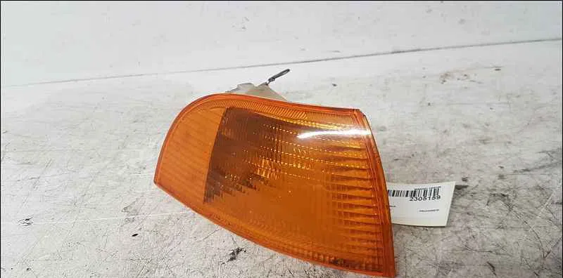 Clignotant droit FIAT PUNTO I occasion — photo 2