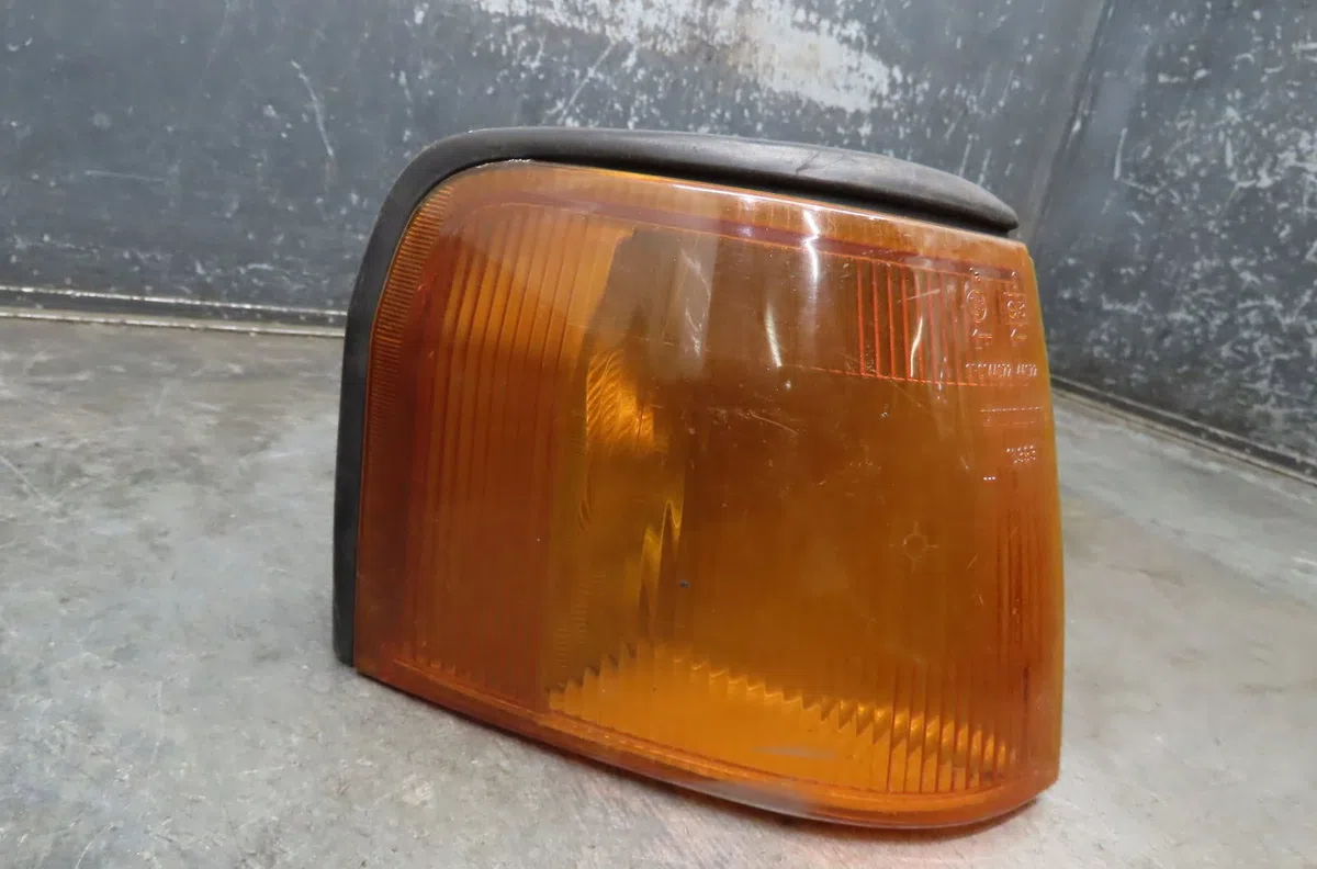 Clignotant droit Fiat UNO (146_) 1.0 (146e) (1989-1992) 5 portes occasion