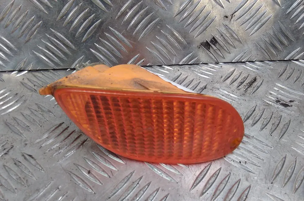 Clignotant droit Ford FOCUS I (DAW, DBW) 1.6 16v (1998-2004) occasion