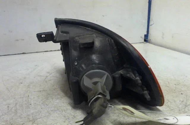 Clignotant droit HONDA CIVIC occasion — photo 2
