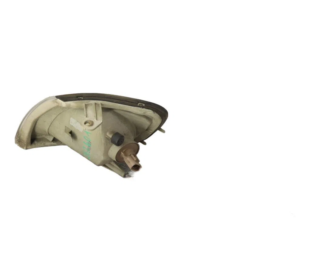 Clignotant droit HYUNDAI TRAJET occasion — photo 4