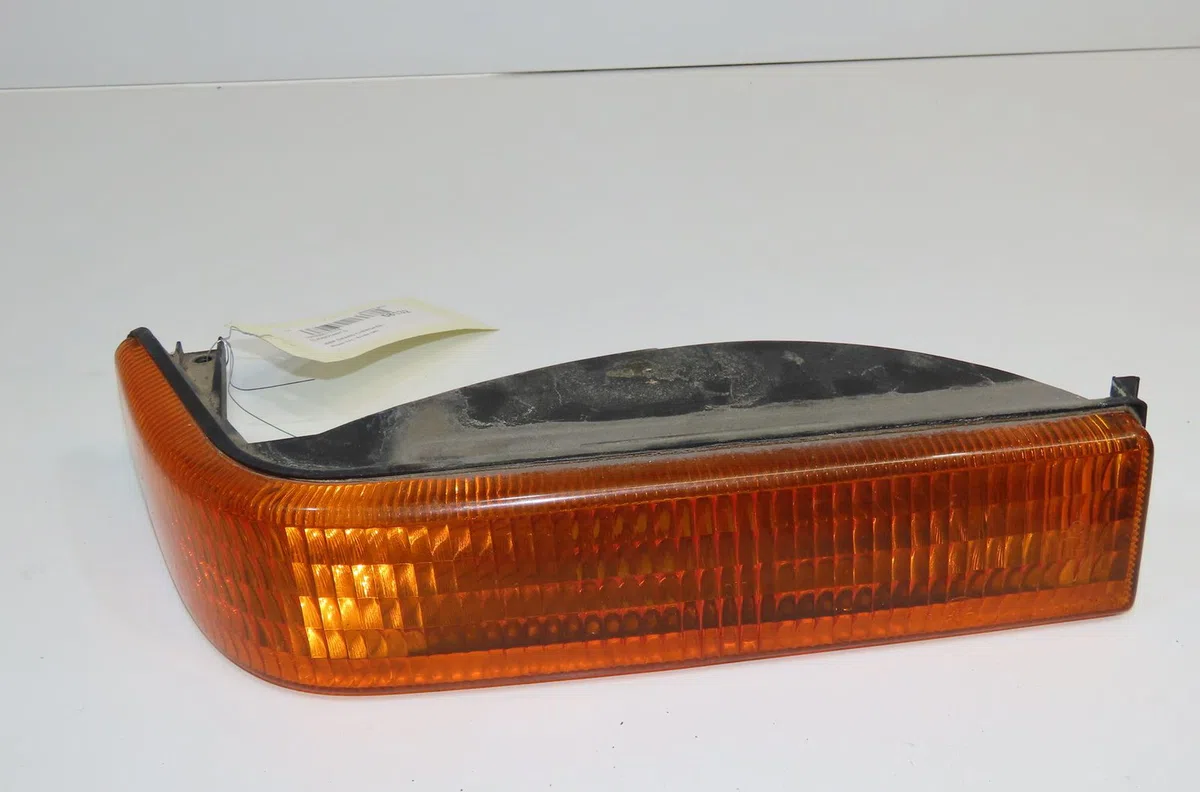 Clignotant droit Jeep GRAND CHEROKEE I (ZJ, ZG) 2.5 td 4x4 (z) (1995-1999) occasion