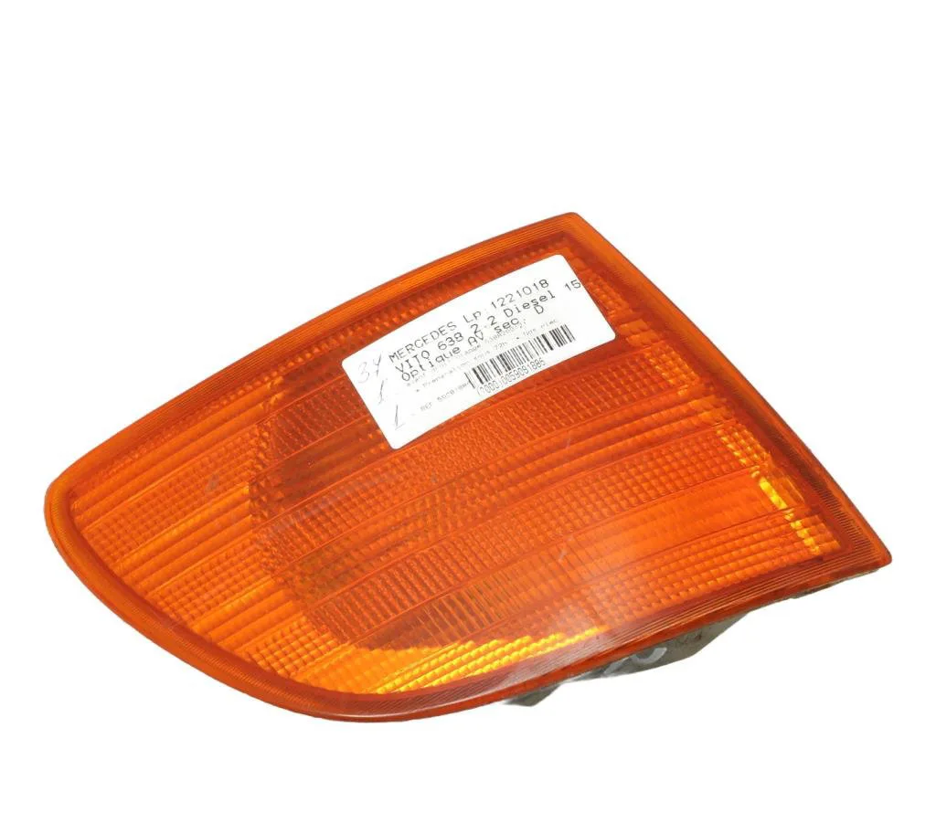 Clignotant droit Mercedes-benz VITO Camionnette (W638) 112 cdi 2.2 (638.094) (1999-2003) occasion