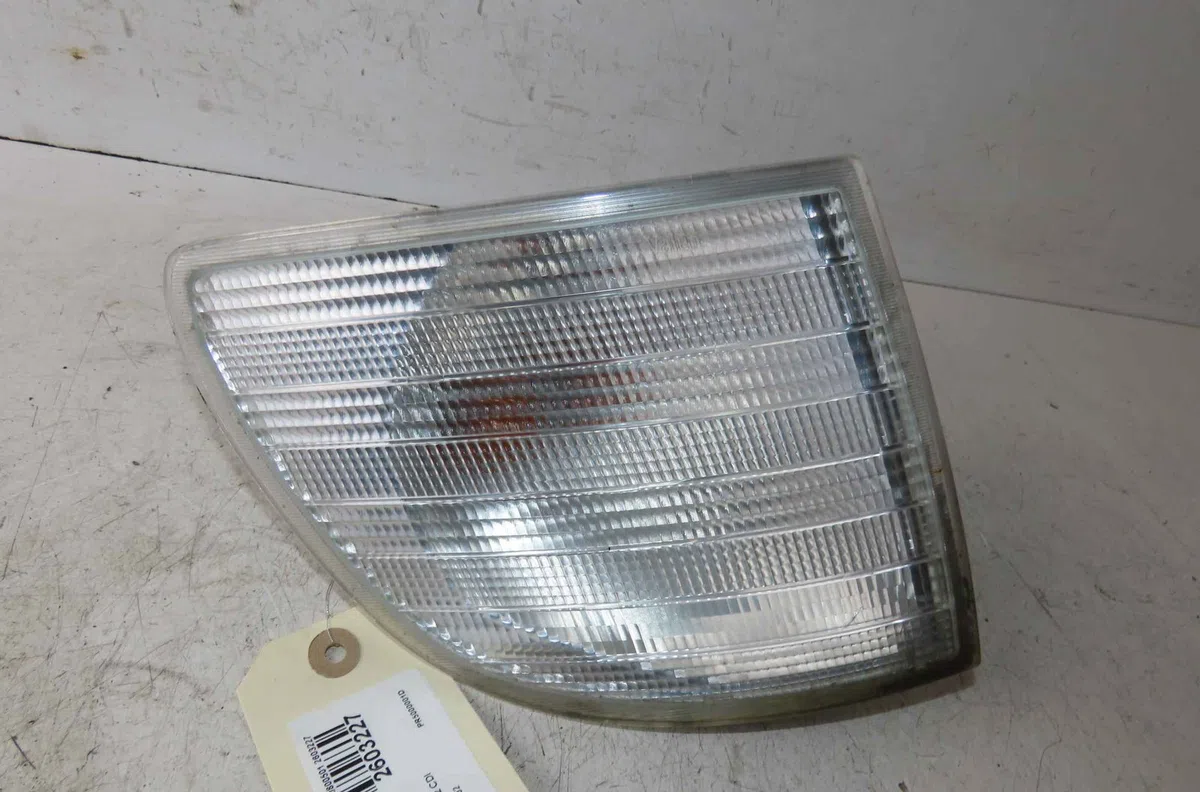 Clignotant droit MERCEDES VITO I occasion — photo 4