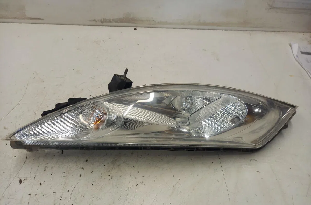 Clignotant droit NISSAN JUKE 1 PHASE 1 occasion — photo 2