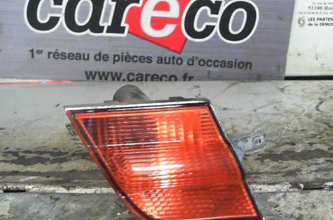 Clignotant droit NISSAN MICRA 3  MICRA 3 PHASE 1 occasion — photo 2