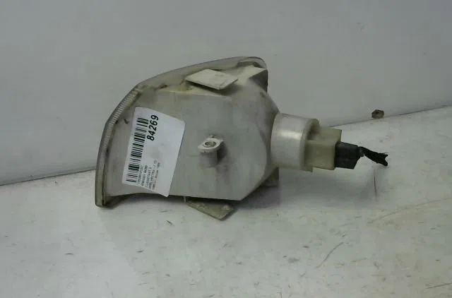 Clignotant droit Opel VECTRA A 3-5 portes (J89) 1.7 td (f68, m68) (1990-1995) occasion — photo 2