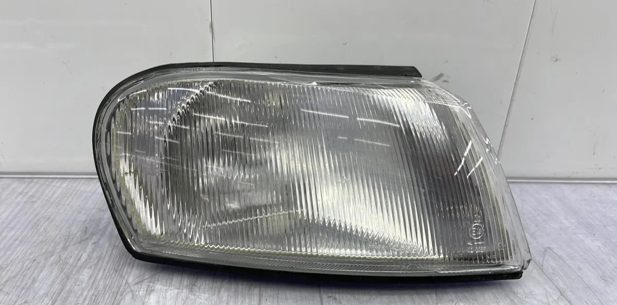 Clignotant droit OPEL VECTRA A PHASE 1 occasion — photo 2