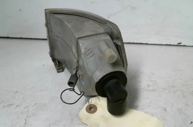 Clignotant droit Peugeot 106 I (1A, 1C) 1.1 (1991-1996) occasion
