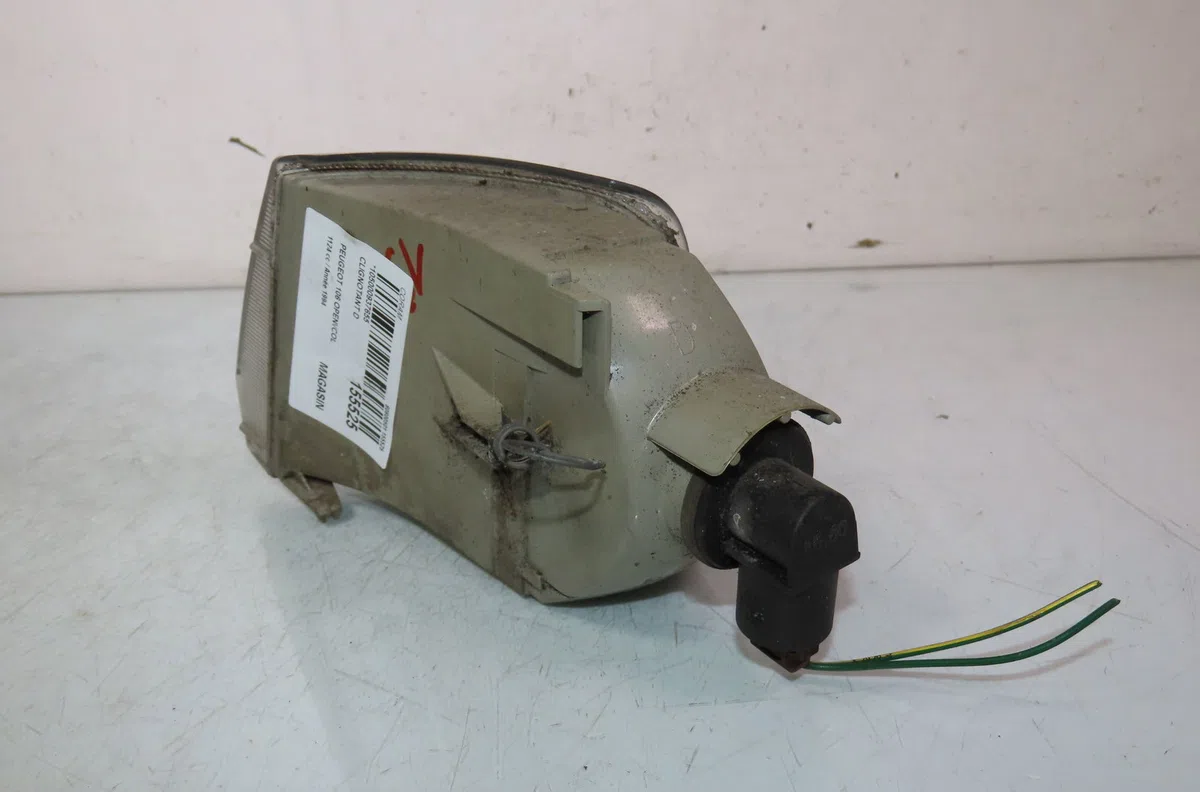Clignotant droit Peugeot 106 I (1A, 1C) 1.1 (1991-1996) occasion — photo 2