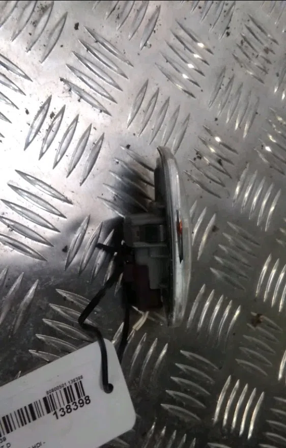 Clignotant droit Peugeot 207 SW (WK_) 1.6 hdi (2007-2012) 5 portes occasion — photo 2