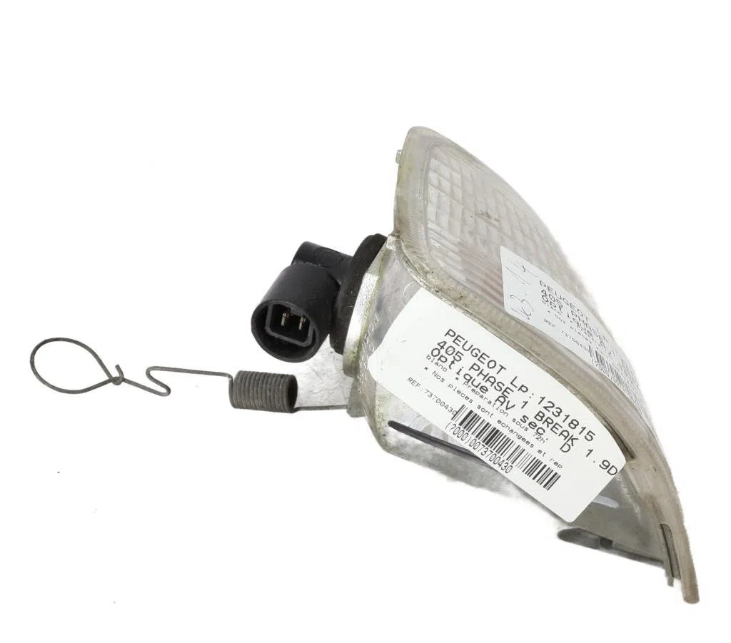 Clignotant droit Peugeot 405 I Break (15E) 1.9 d (1988-1992) occasion — photo 2