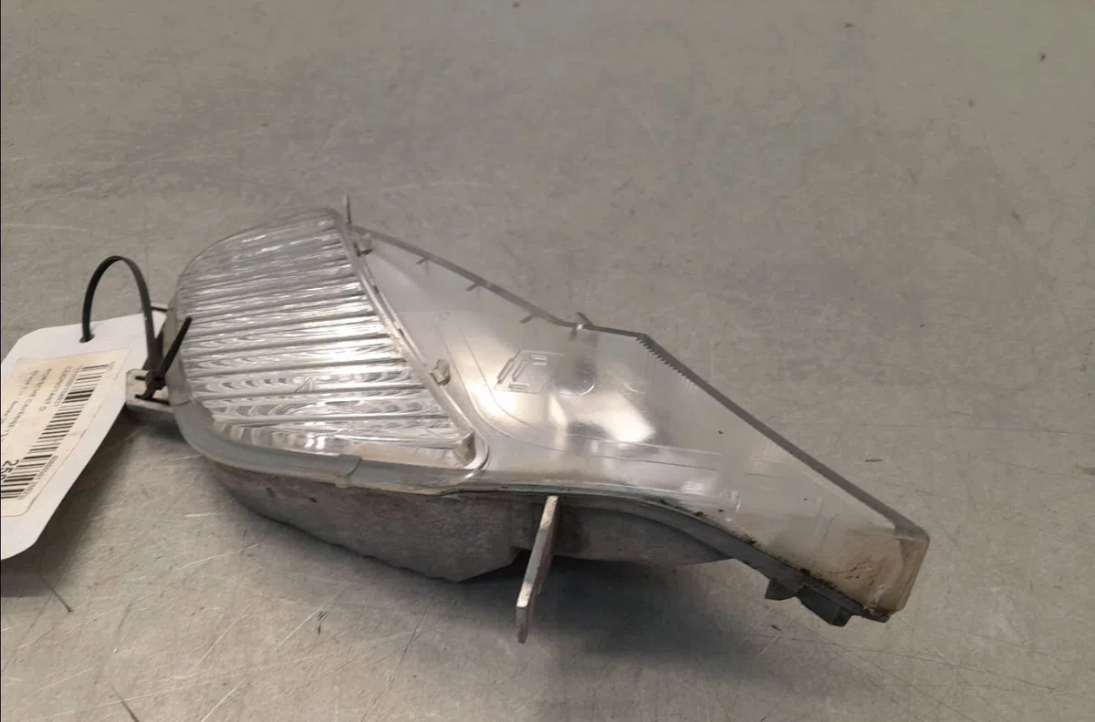 Clignotant droit Porsche CAYENNE (9PA) 3.2 (2003-2007) occasion — photo 2