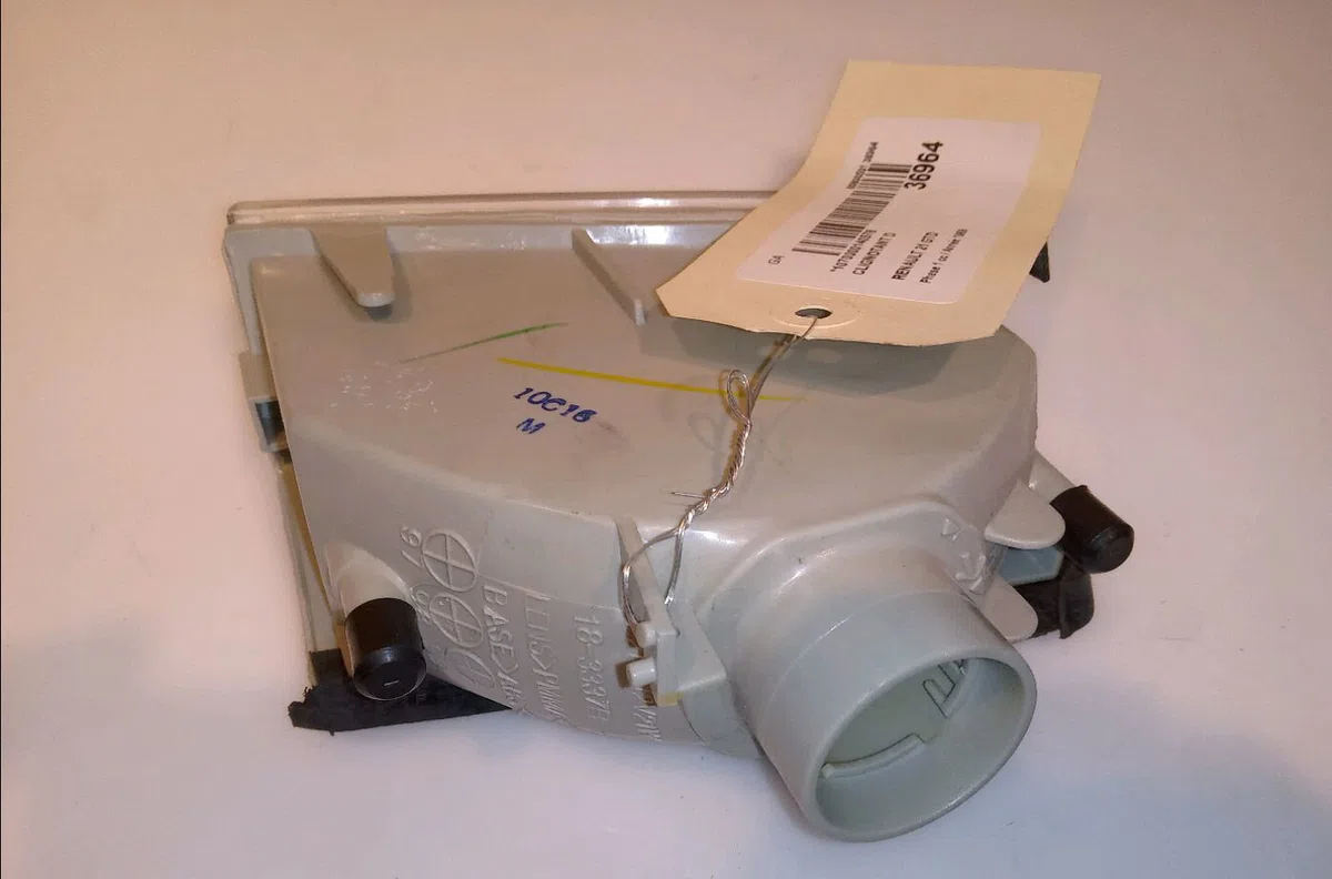 Clignotant droit Renault 21 A trois volumes (L48_) 2.1 d (l486) (1986-1989) occasion — photo 2