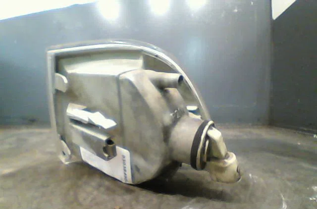 Clignotant droit RENAULT ESPACE 1992 occasion — photo 2