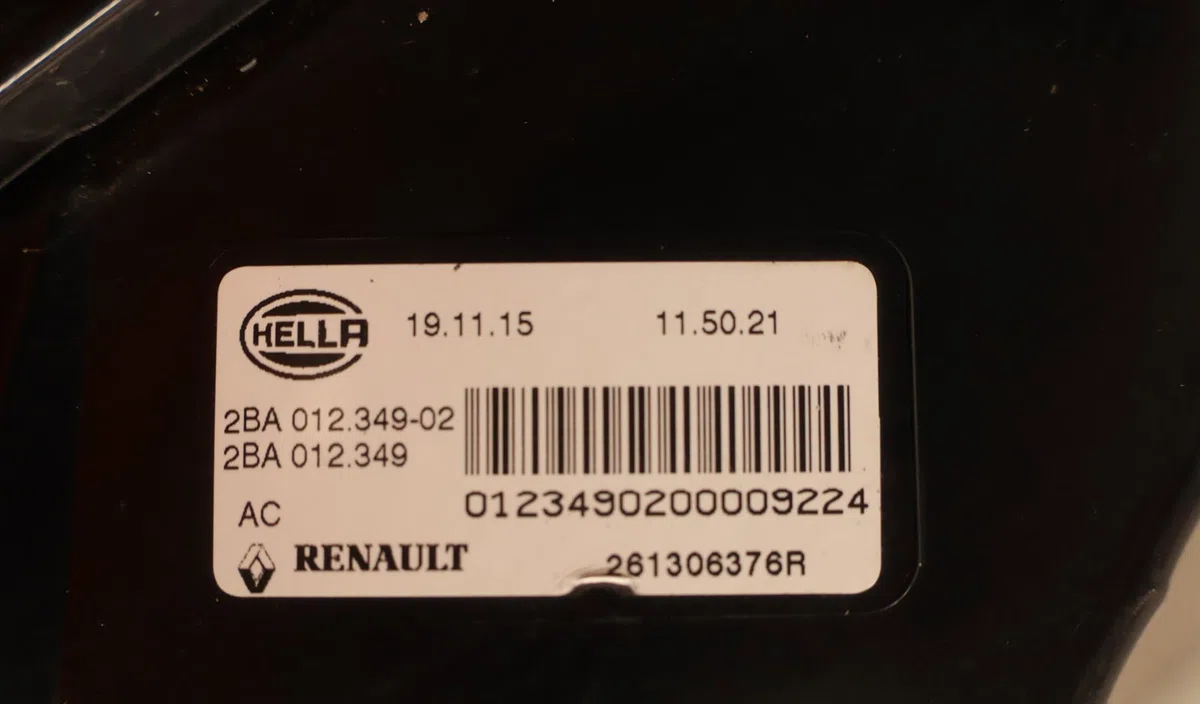 Clignotant droit Renault MEGANE IV 3-5 portes (B9A-M-N_) 1.6 dci 130 (b9a4) (2015) occasion