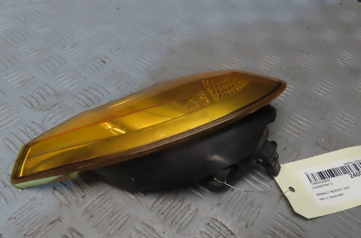 Clignotant droit Renault MODUS - GRAND MODUS (F-JP0_) 1.5 dci (fp0e, jp0e) (2004) occasion — photo 2