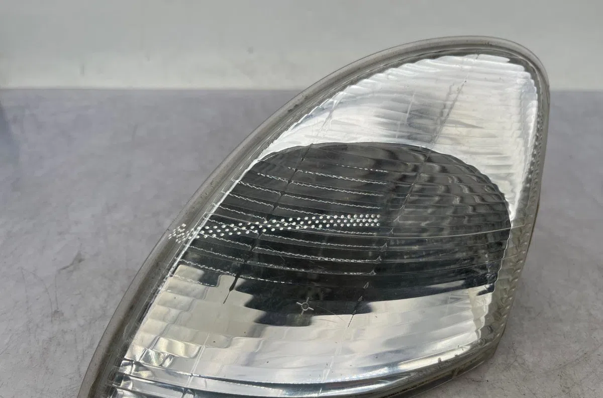 Clignotant droit RENAULT SCENIC 1 PHASE 1 occasion — photo 3