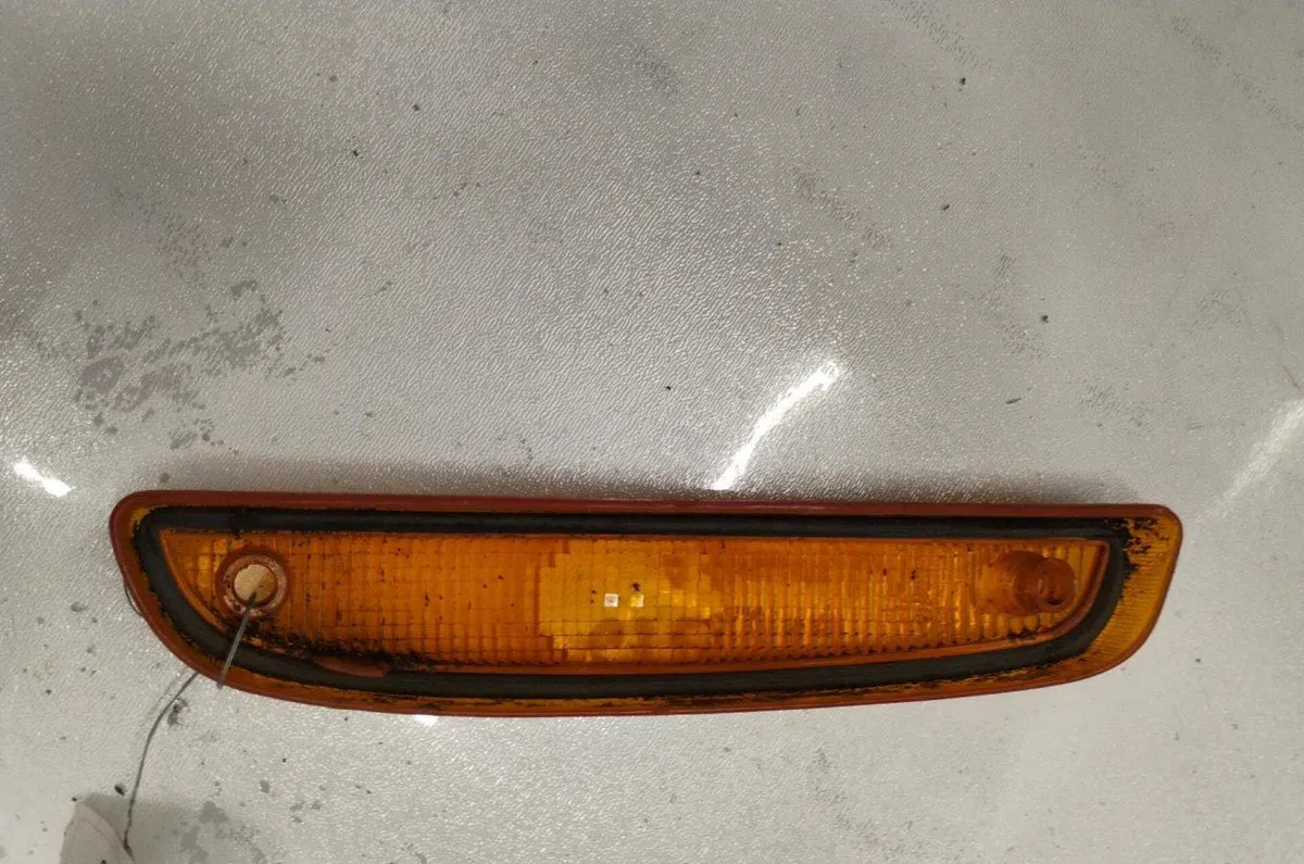 Clignotant droit RENAULT TWINGO 1 PHASE 1 occasion — photo 2