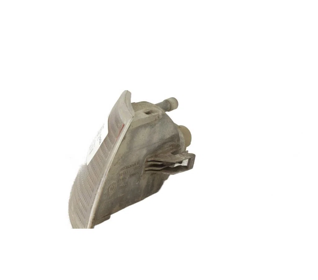 Clignotant droit Seat CORDOBA Vario (6K5) 1.9 tdi (1996-2002) occasion — photo 2