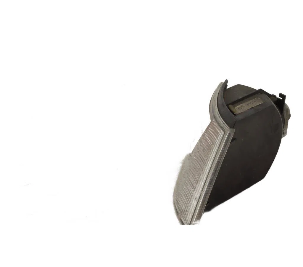 Clignotant droit Seat TOLEDO I (1L2) 1.6 i (1991-1999) occasion — photo 2