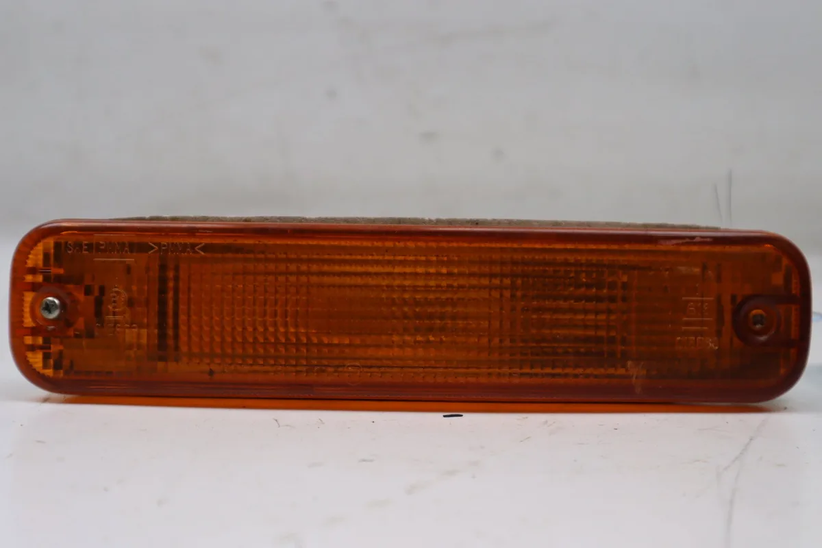 Clignotant droit Subaru IMPREZA Break (GF) 1.6 i awd (gf4) (1992-2000) occasion