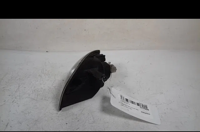 Clignotant droit Toyota COROLLA Liftback (_E11_) 2.0 d-4d (cde110_) (2000-2002) occasion