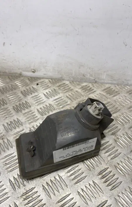 Clignotant droit TOYOTA RAV4 2 PHASE 1 occasion — photo 3