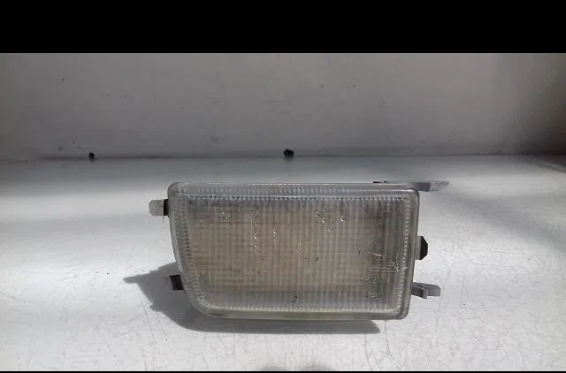 Clignotant droit Volkswagen GOLF III (1H1) 1.9 d (1991-1997) occasion