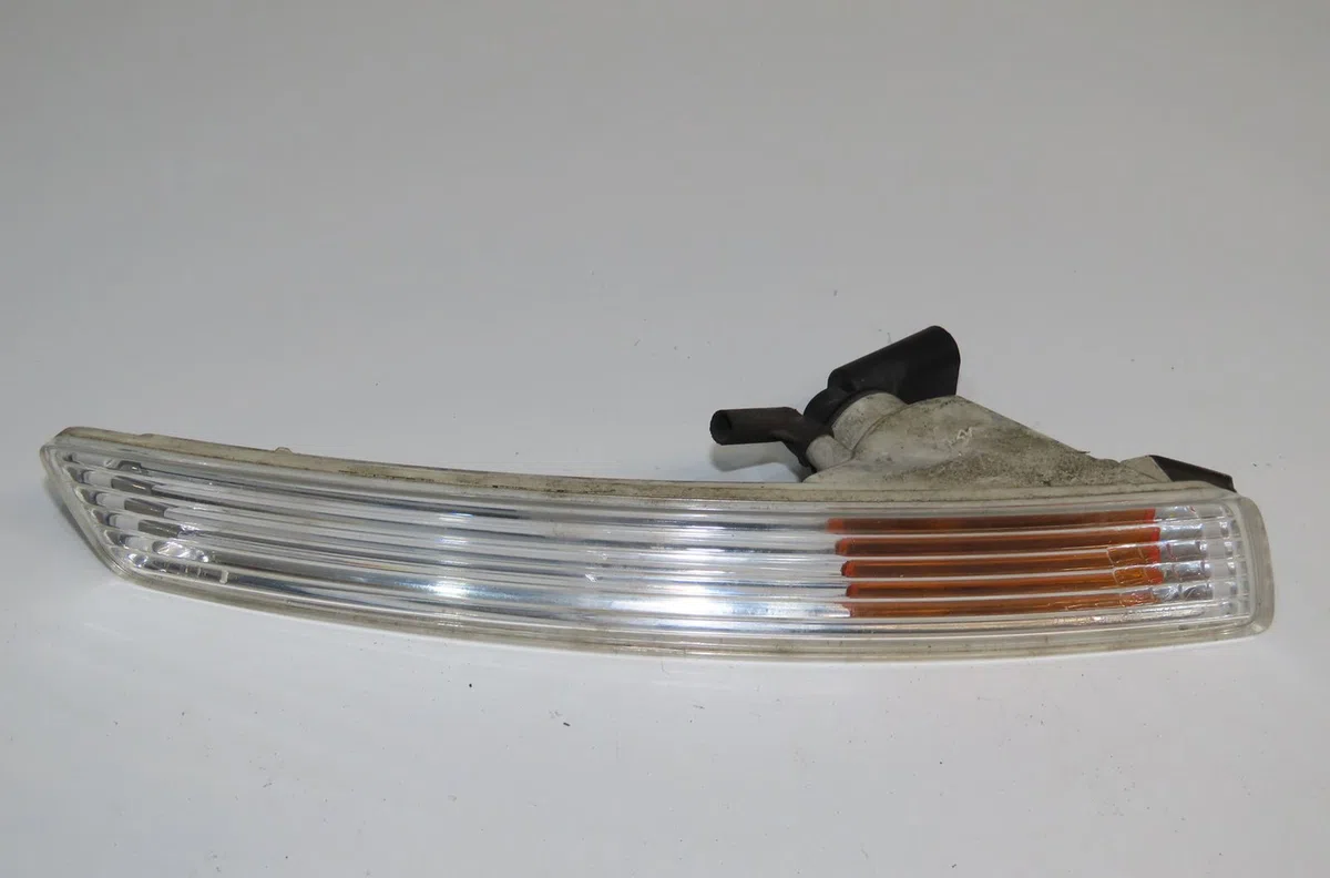 Clignotant droit Volkswagen NEW BEETLE Décapotable (1Y7) 1.9 tdi (2003-2010) occasion