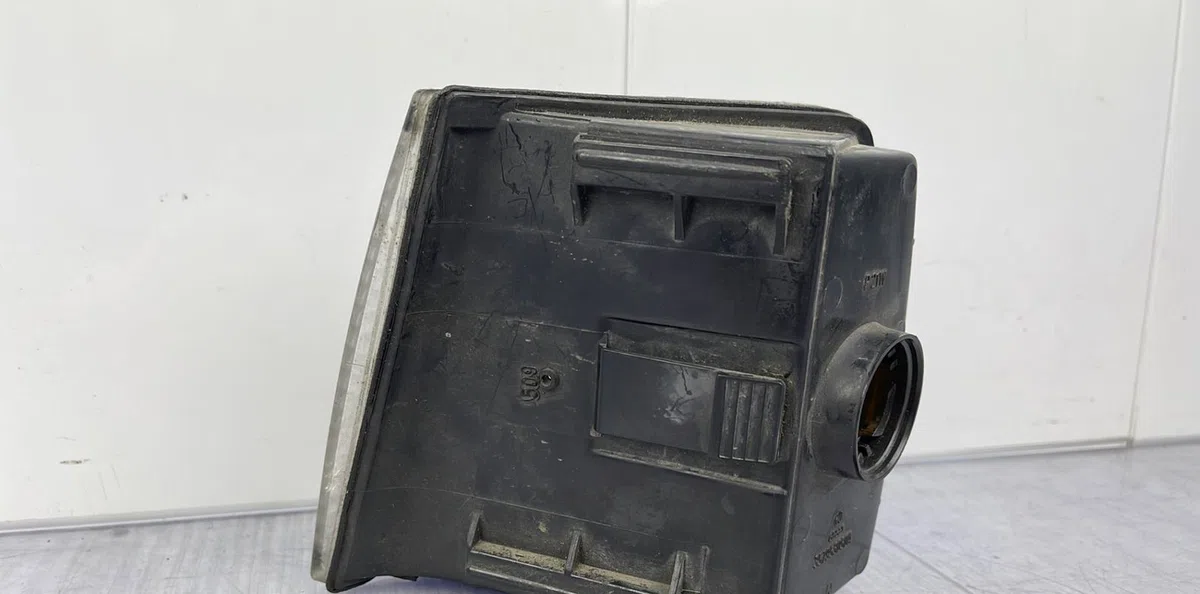 Clignotant droit VOLKSWAGEN PASSAT 3 PHASE 1 BREAK occasion — photo 3