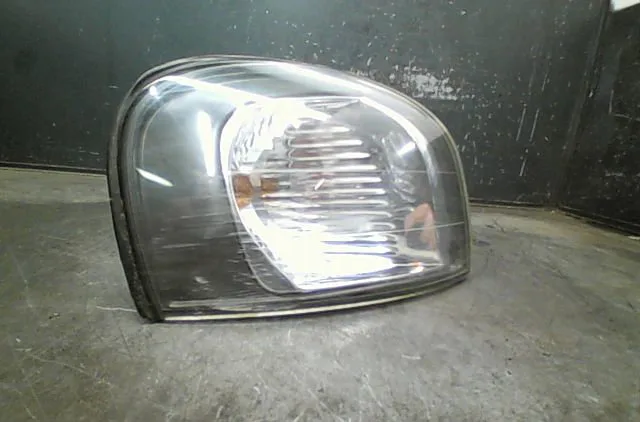 Clignotant droit Volvo S80 I (184) 2.5 tdi (1999-2006) occasion