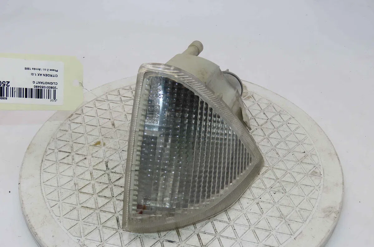 Clignotant gauche CITROEN AX occasion — photo 2