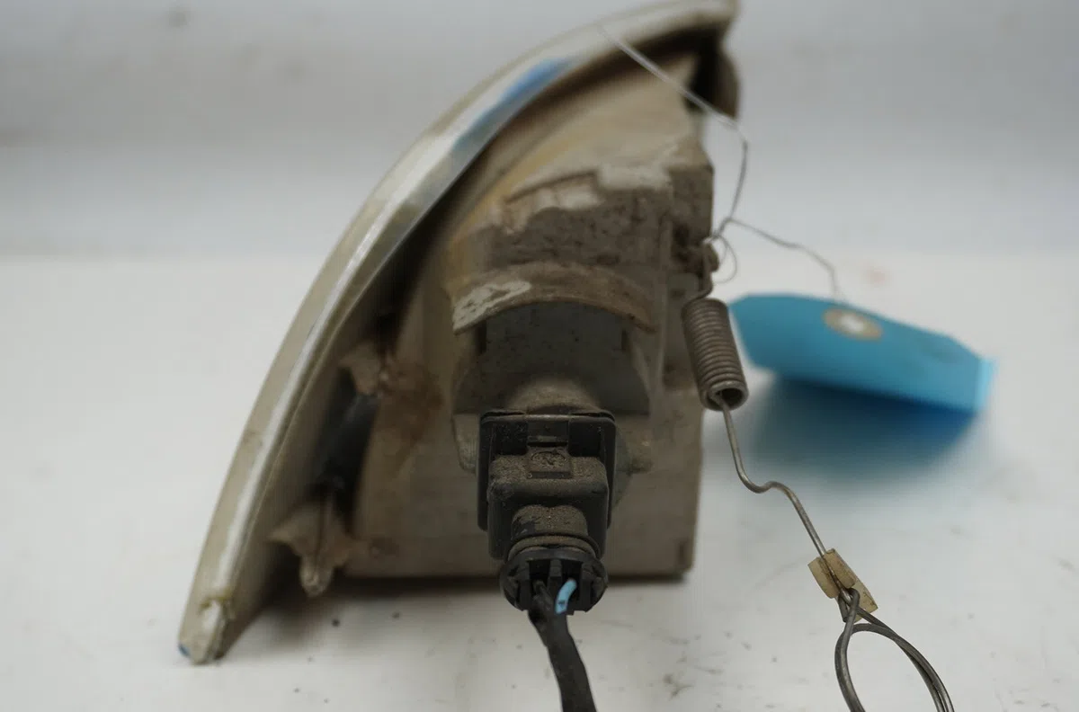 Clignotant gauche Fiat PUNTO (176_) 1.2 16v (1997-1999) occasion — photo 4