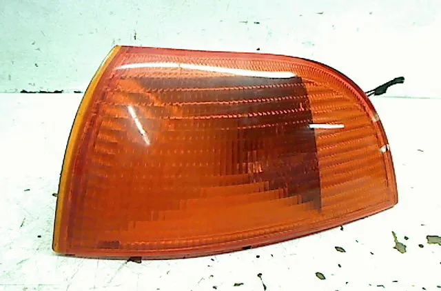 Clignotant gauche Fiat PUNTO (176_) 1.2 16v (1997-1999) occasion