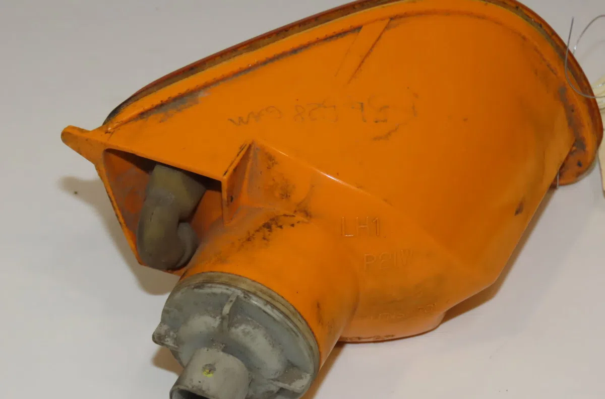 Clignotant gauche Ford FOCUS I (DAW, DBW) 1.4 16v (1998-2004) occasion — photo 2