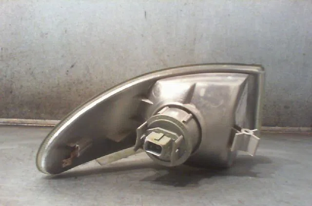 Clignotant gauche FORD MONDEO 1995 occasion — photo 2
