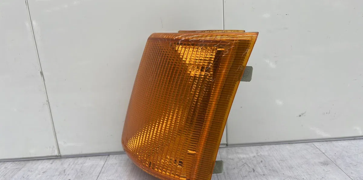 Clignotant gauche FORD TRANSIT 2 PHASE 1 occasion — photo 2